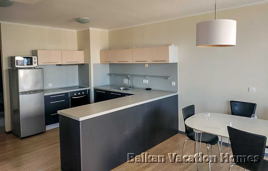 Продава се Тристаен апартамент в Бяла - 150 кв.м за 797 €/кв.м - Снимка #8