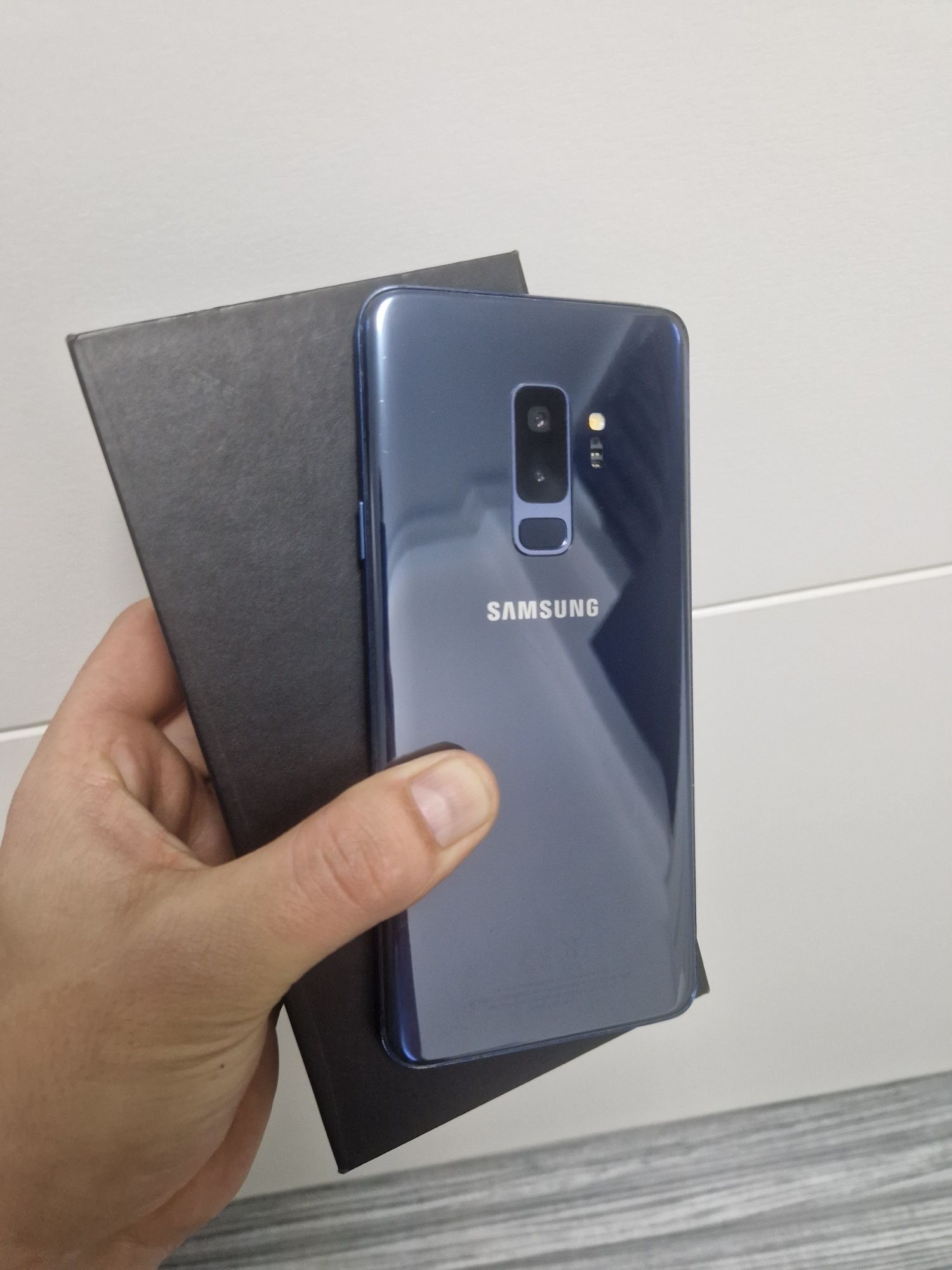 Samsung S9 Plus  / O73O8O56O5