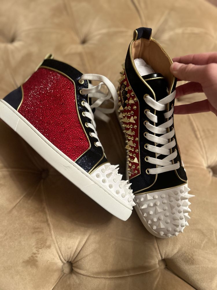 Christian Louboutin marimea 43