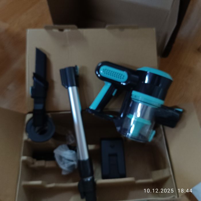 Вертикална акумулаторна прахосмукачка