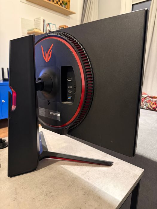 Монитор LG 27GN650-B, 27" (68.58 cm) IPS
панел, DisplayPort, HDMI