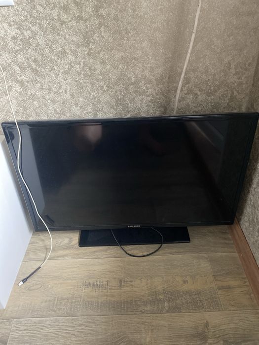 Телевизор самсунг
