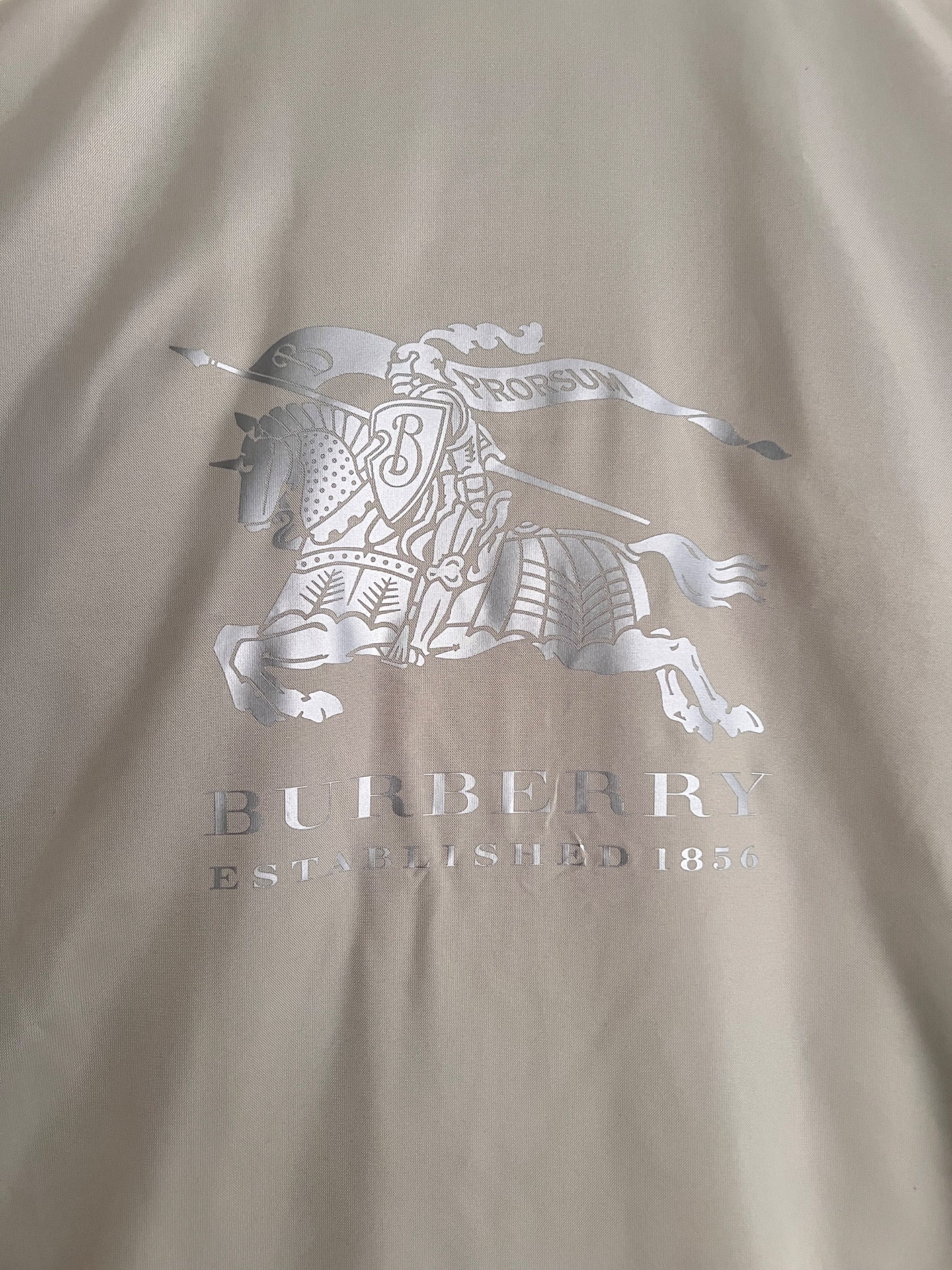 Palton Burberry cu blanita naturala