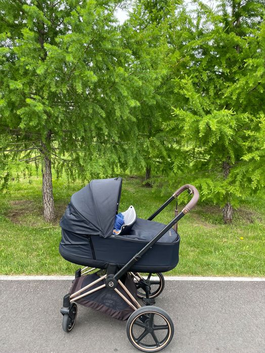 Люксовая почти новая коляска Cybex Priam III  2в1