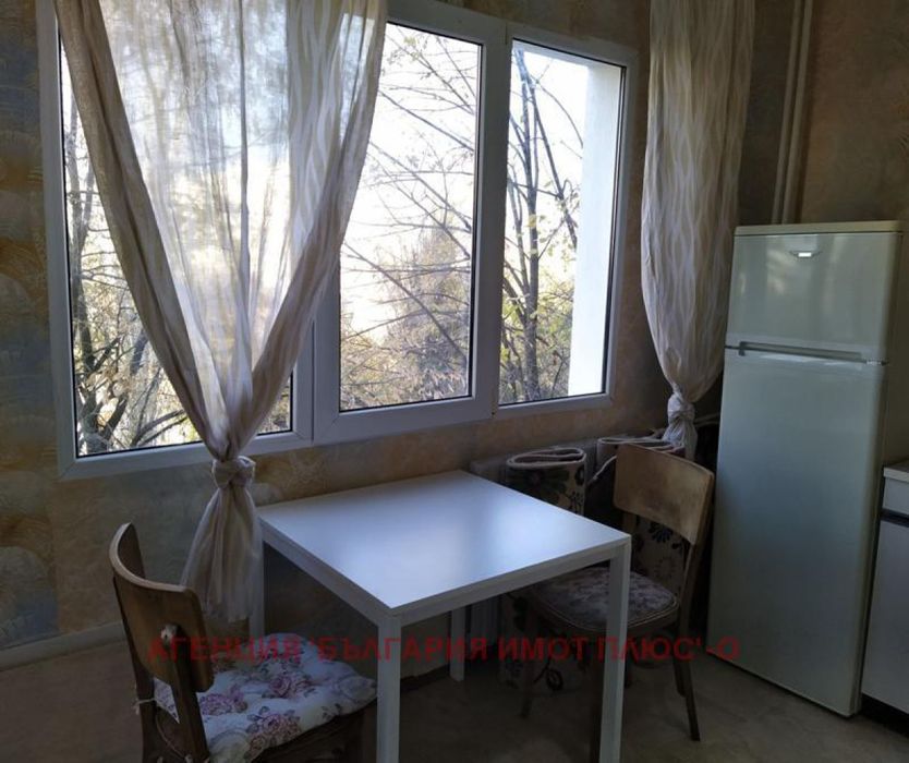 Дава се под наем Двустаен апартамент в София, Люлин 10 - 60 кв.м за 459 € - Снимка #3