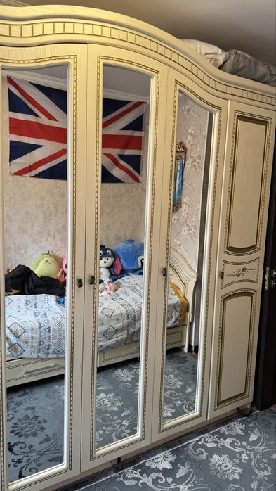 Продам шифонер за выгодную цену срочно