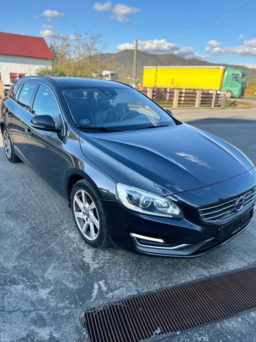 Volvo V60 2014 181cp