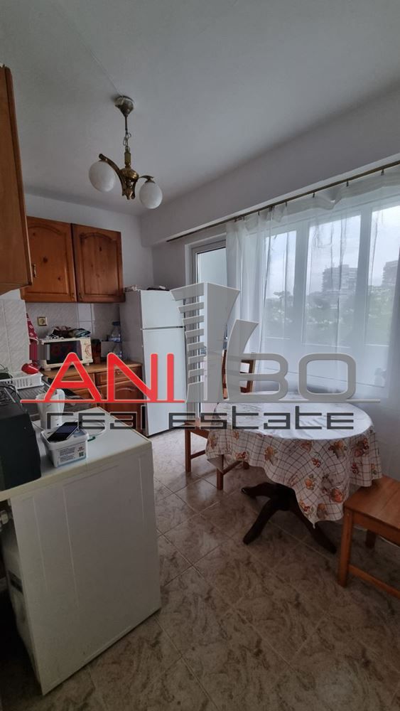 Продава се Двустаен апартамент в Варна, Чайка - 65 кв.м за 2447 €/кв.м - Снимка #2