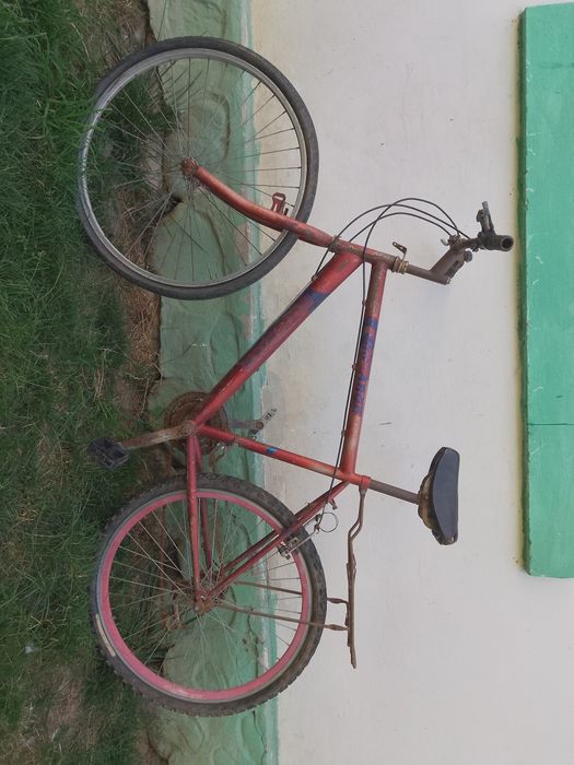 Bicicletă pentru piese