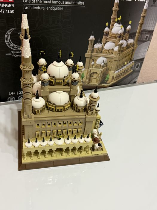 Лего угрушка соброном виде продоется для коллекция