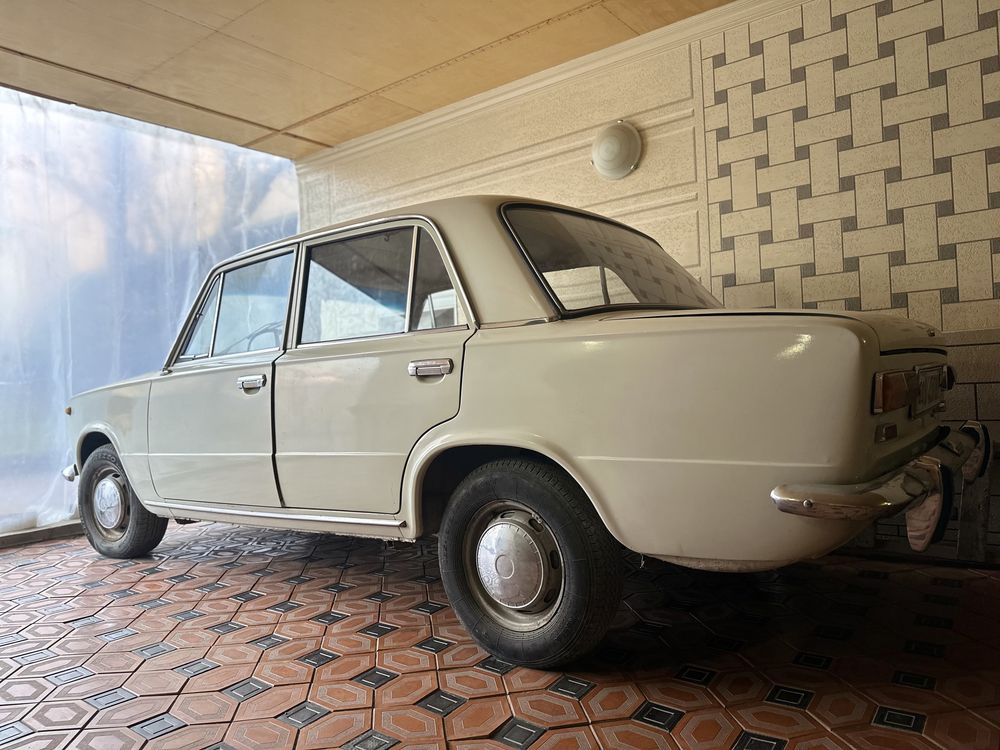 Srochno sotiladi vaz2101