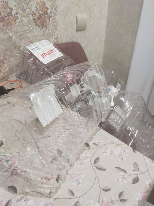 6 литровые баклашки 7 шт