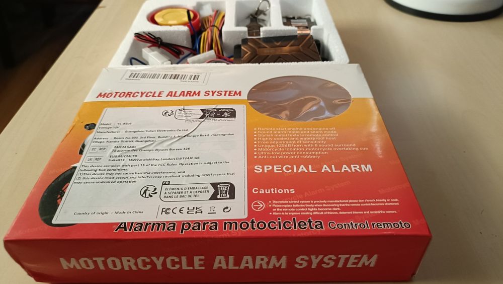 Ieftin!-Alarmă Super-Performanta Motocicleta & MaxiScuter NOUA-Merita