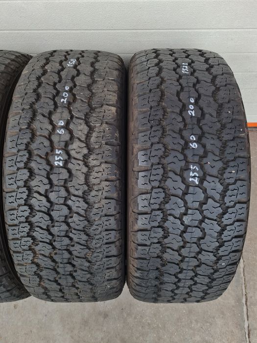 Всесезонни гуми 4 броя GOODYEAR Wrangler 255 60 R20 дот 1523