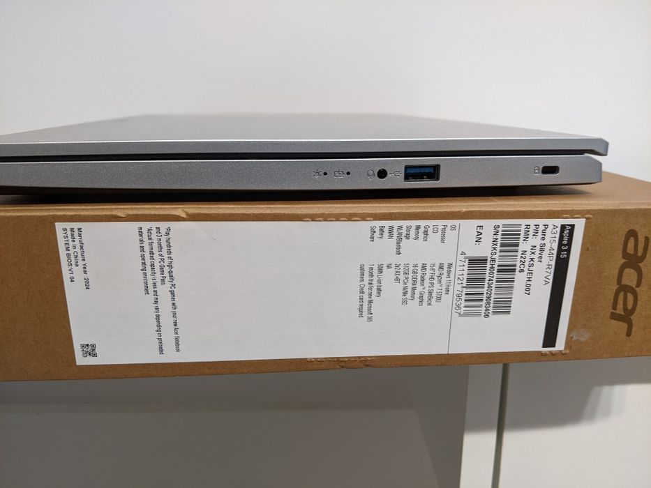 Acer Aspire 3 A315-44P-R7VA Ryzen 7 5700U 512GB SSD 16GB DDR4-SDRAM