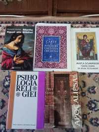 Cărți religioase, de la 5 la 100 lei