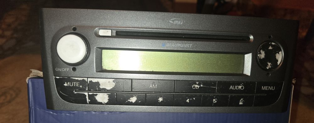 RADIO CD player original Fiat Grande Punto 2006