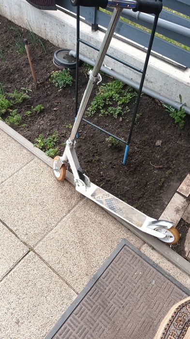 Vand trotineta,in stare foarte buna