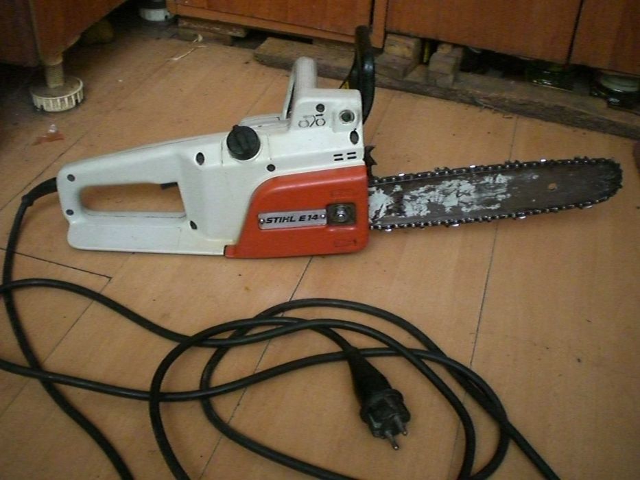 STIHL резачка за дърва  ел немска
