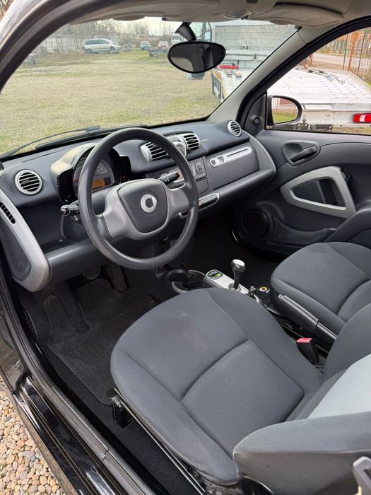 Vand SMART FORTWO 2011    1.0 benzina   automat!
