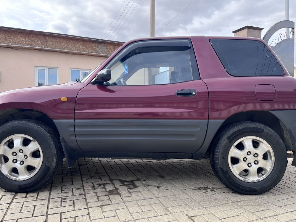 Тайота Rav4