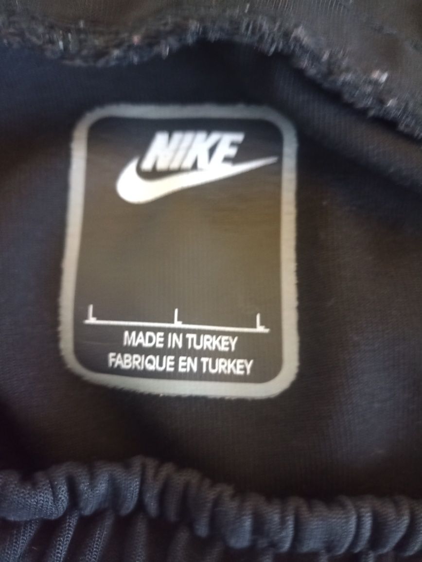 Pantaloni Nike Tech Flecce