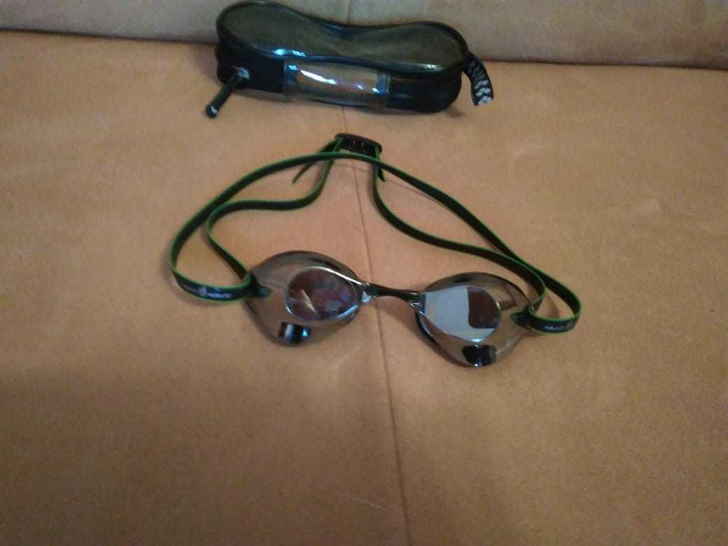 нови очила за плуване