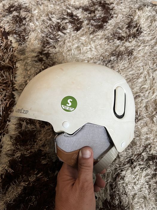 Casca de schi fetite.  Marimea S