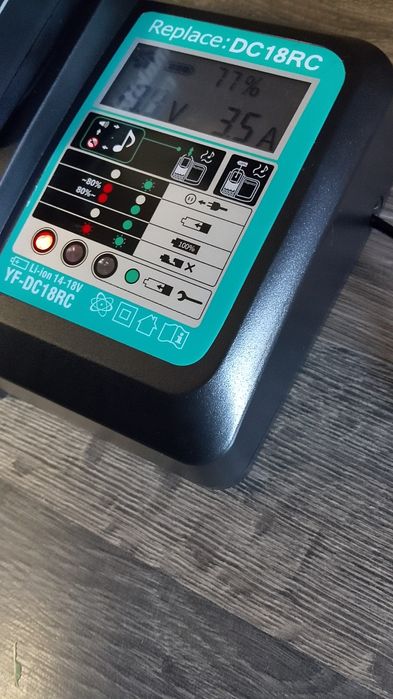 Incarcator pentru baterii makita