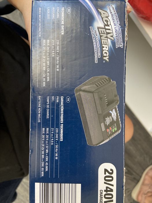 Incarcator Activ Energy