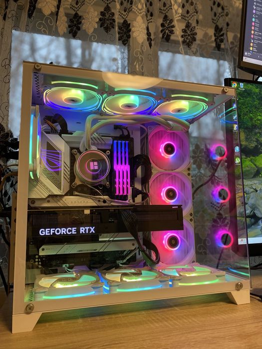 De vanzare Rtx 4080 16GB stare aproape impecabila