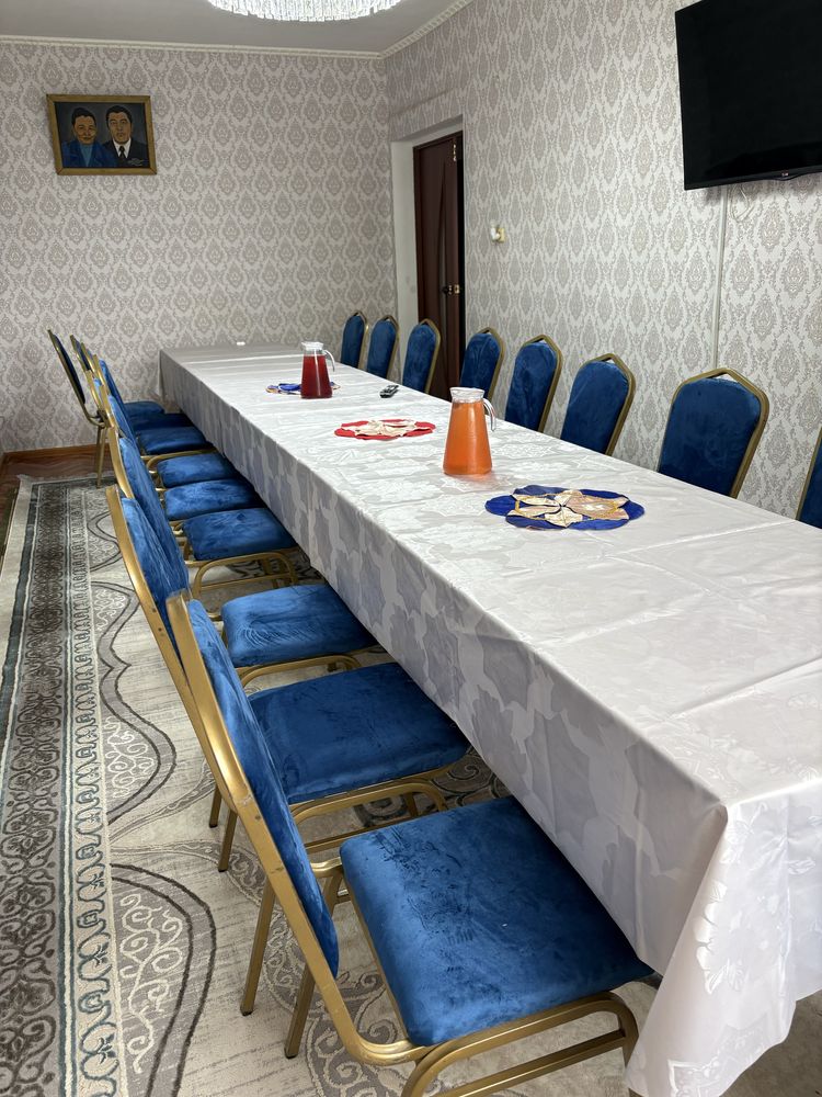 Аренда столов и стульев !