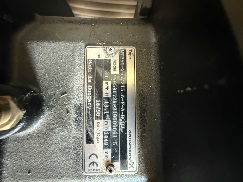 Pompă centrifugală verticală Grundfos TP50-200/215 A-F-A-BAQQV