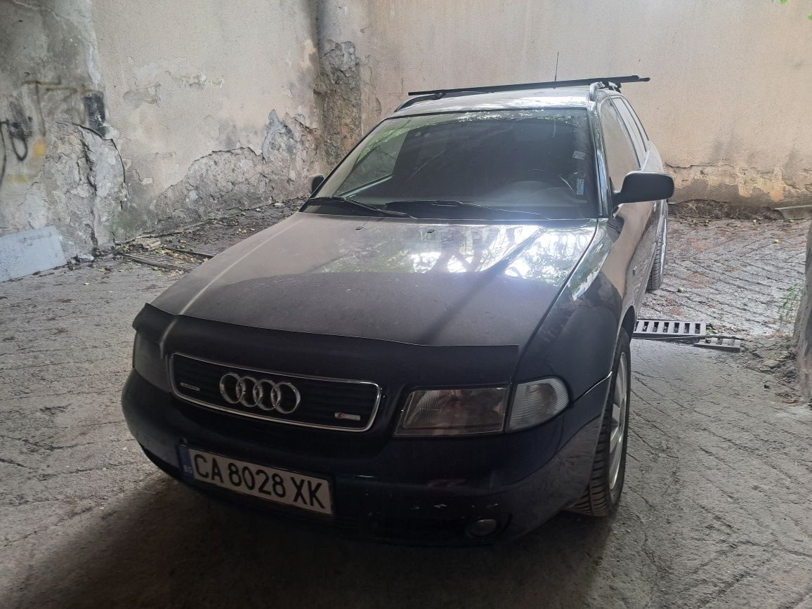 Продавам ауди А4 Б5 1,9 110к.с.АФН куатро на части