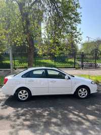 Продается Lacetti 2019 Sotiladi Lacetti 2019