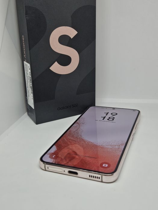 Samsung Galaxy S22 128Gb/8Ram Gold
