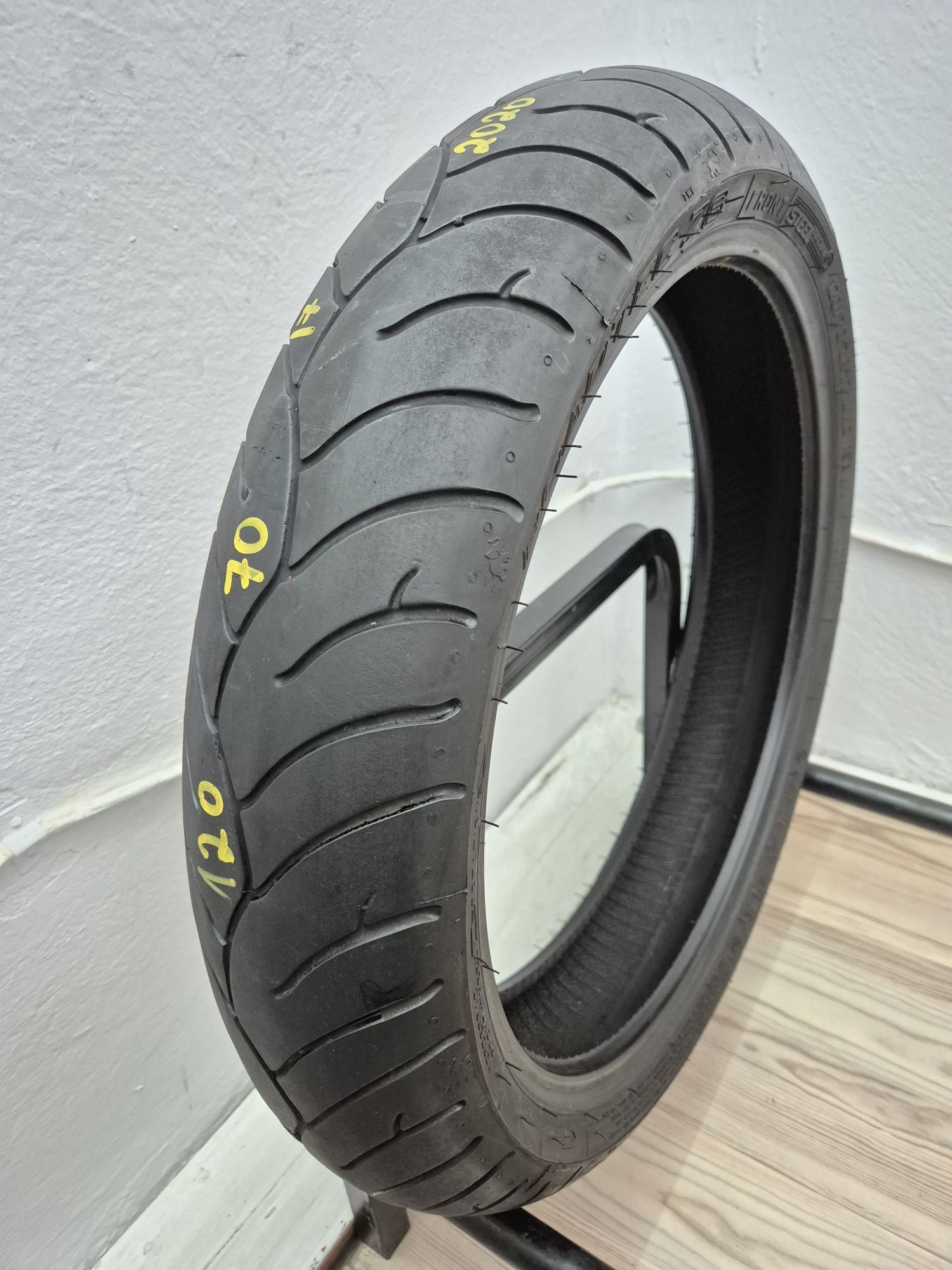 Anvelopa moto 120 70 17 Metzeler Roadtec Z6 dot 2020