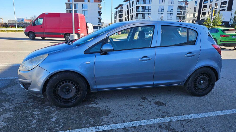 Автомобил Opel Corsa D