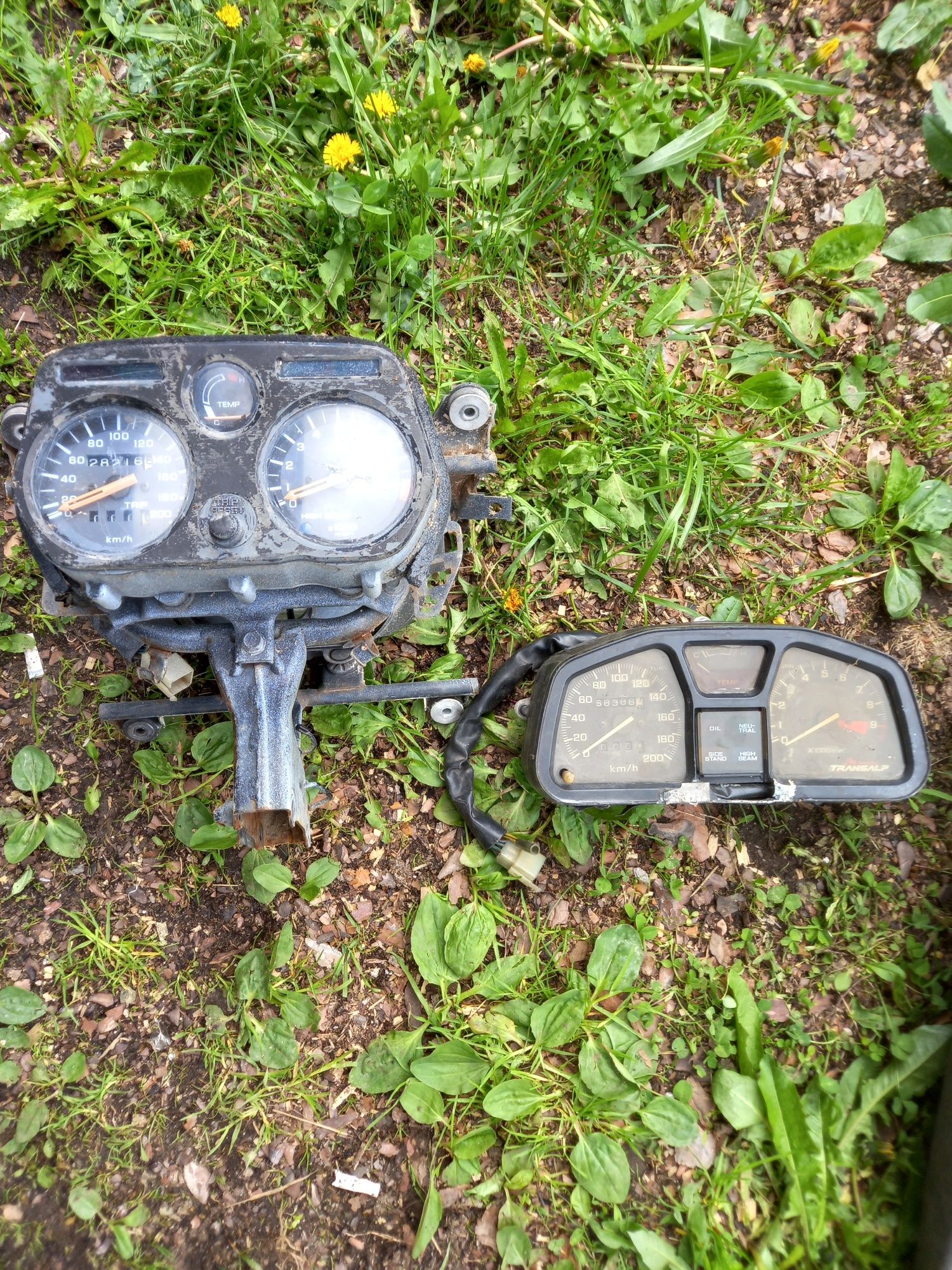 Части за honda transalp