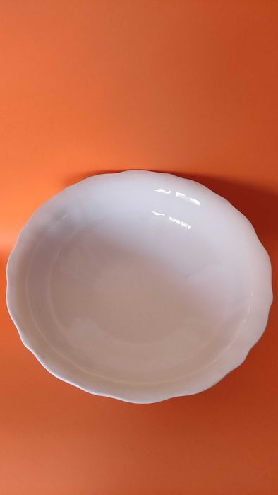 Порцеланова фруктиера със столче