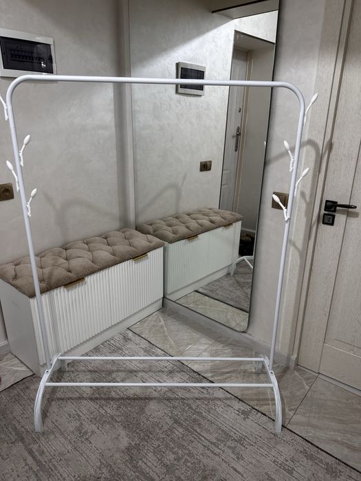 Вешалка напольная