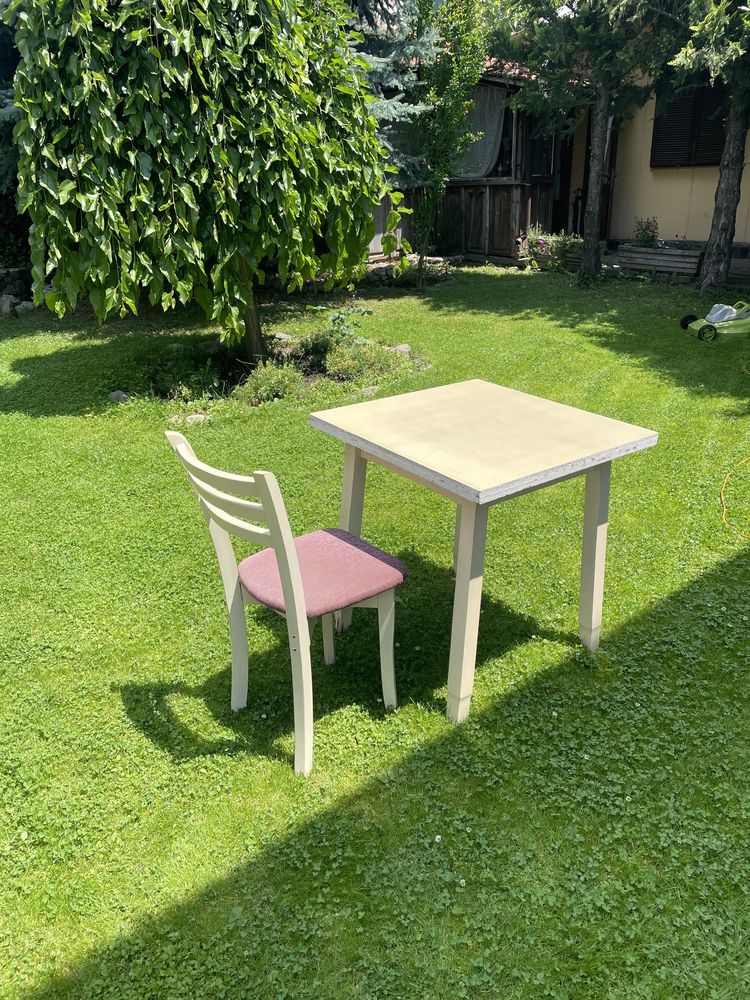 Комплект дървена маса(71-71)с 4 дървени стола.