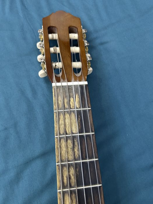 Гитара Yamaha C40