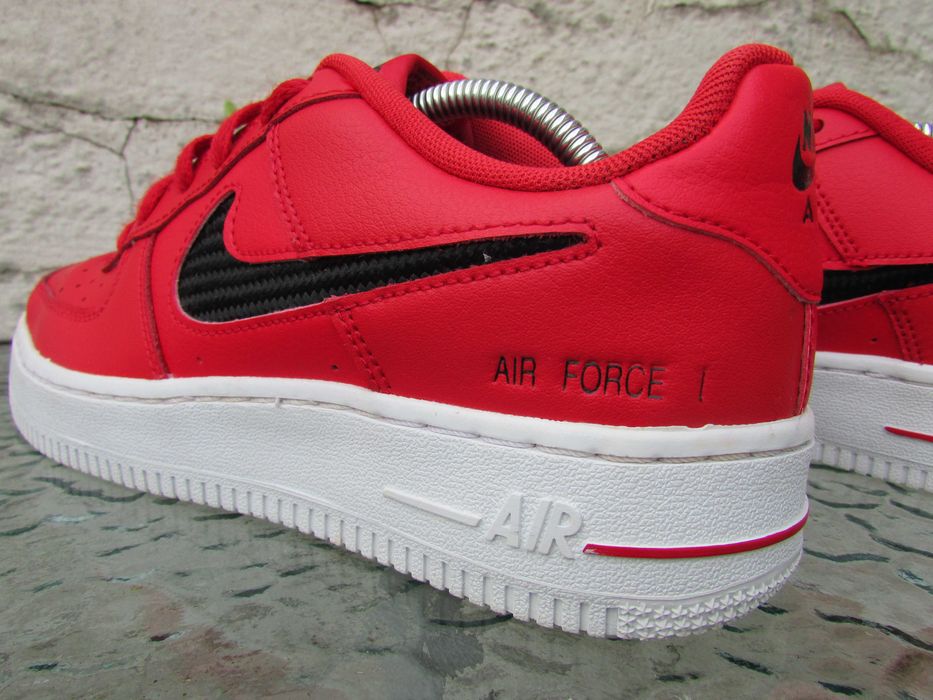 Маратонки Nike Air Force 1 '07 'University Red'