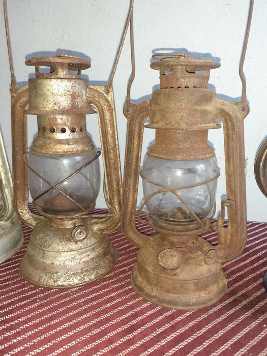 Стари газови лампи и фенери