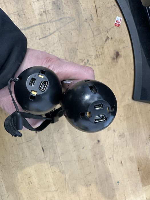 Vand doua controlere manete playstation 4 ps4 sau playstation 3 moove