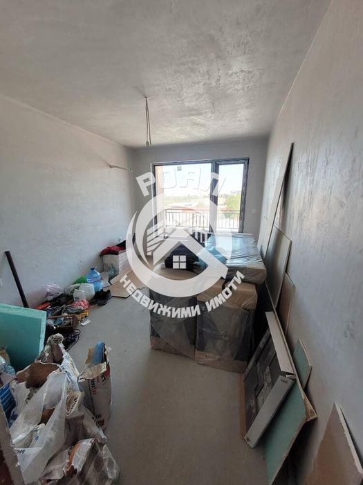 Продава се Двустаен апартамент в Пловдив, Гагарин - 70 кв.м за 1615 €/кв.м - Снимка #2