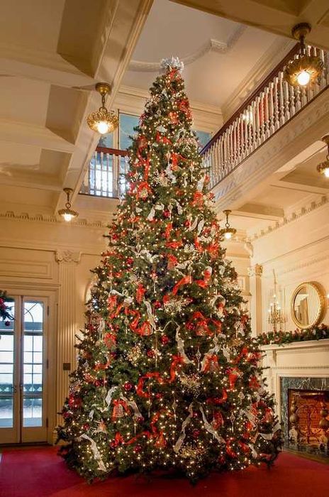 Ёлки на новый  год любых размеров игрушки гирлянды по Узбекистану