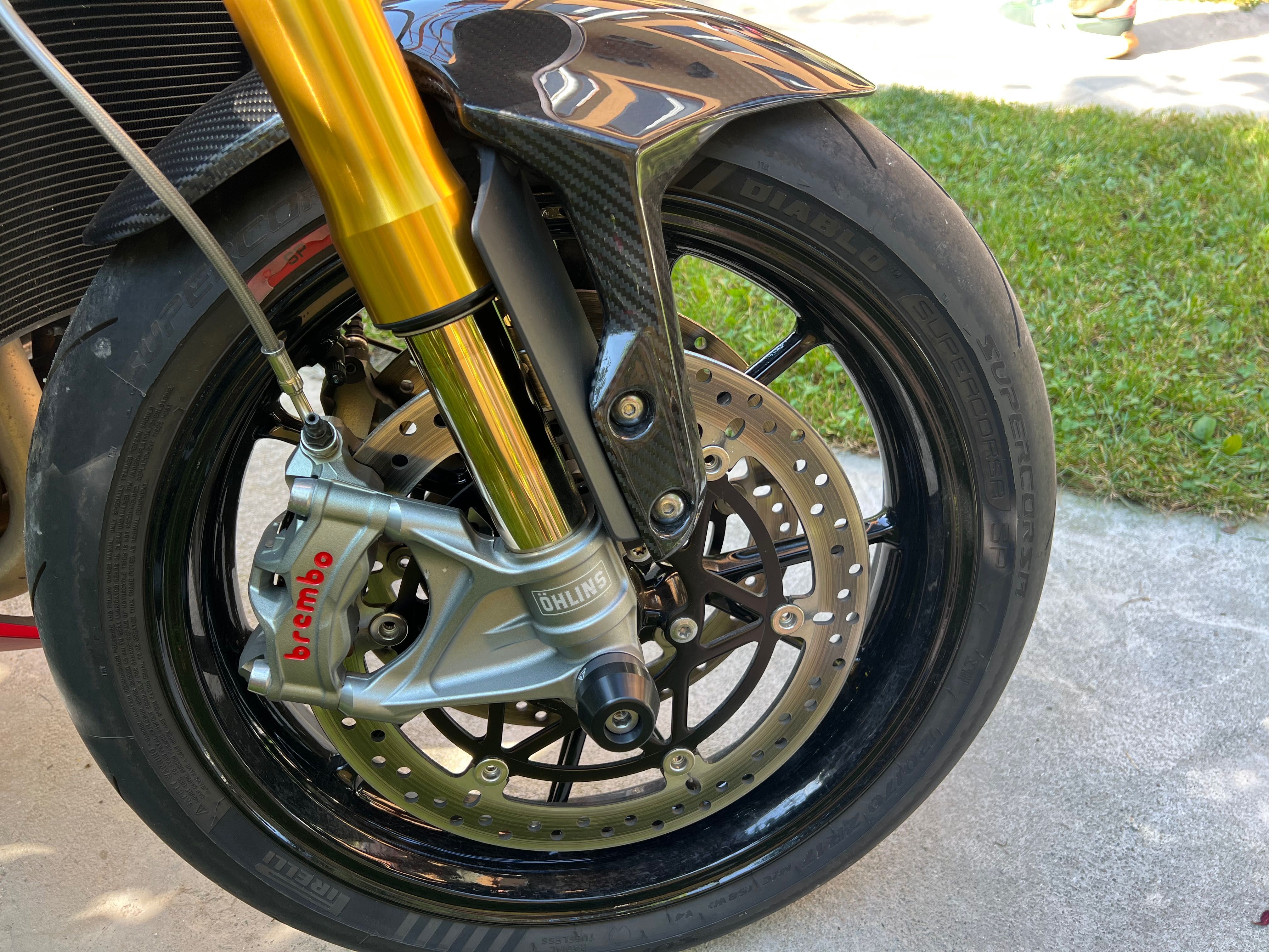 Vând Triumph Speed Triple 1200 RS Carnival Red