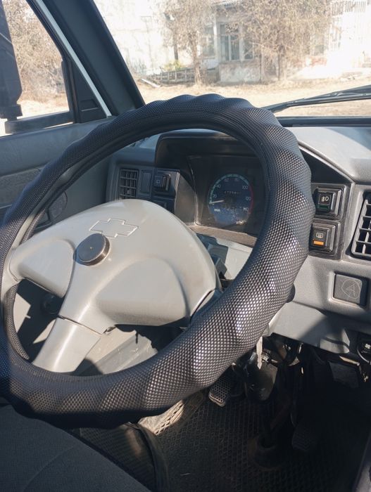 Damas rusumli avtomobil